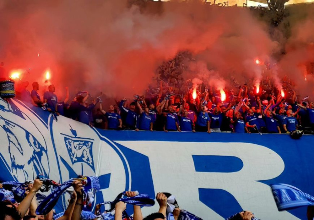 Pyroshow der Ultras des FC Hansa Rostock im Video – Faszination Fankurve
